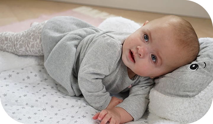 Prêt pour l'aventure ? La check-list des indispensables de voyage pour bébé