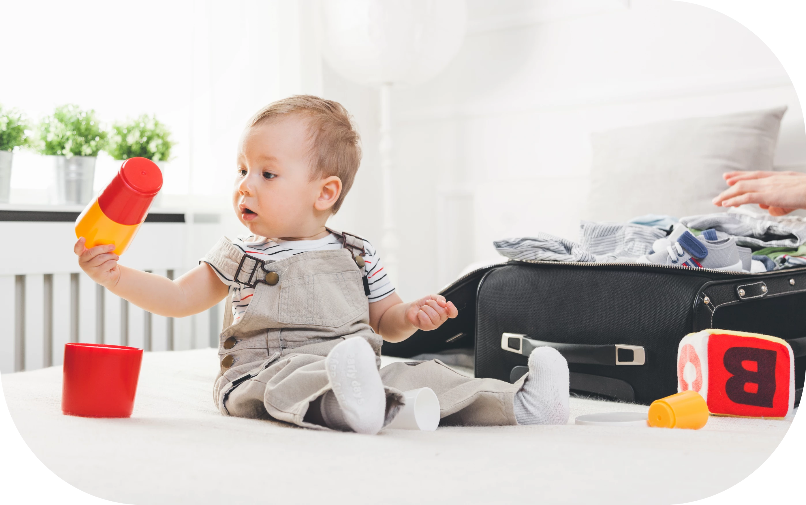 Prêt pour l'aventure ? La check-list des indispensables de voyage pour bébé